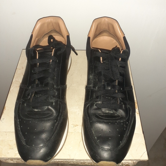 LOUIS VUITTON SNEAKERS - Picture 7 of 7